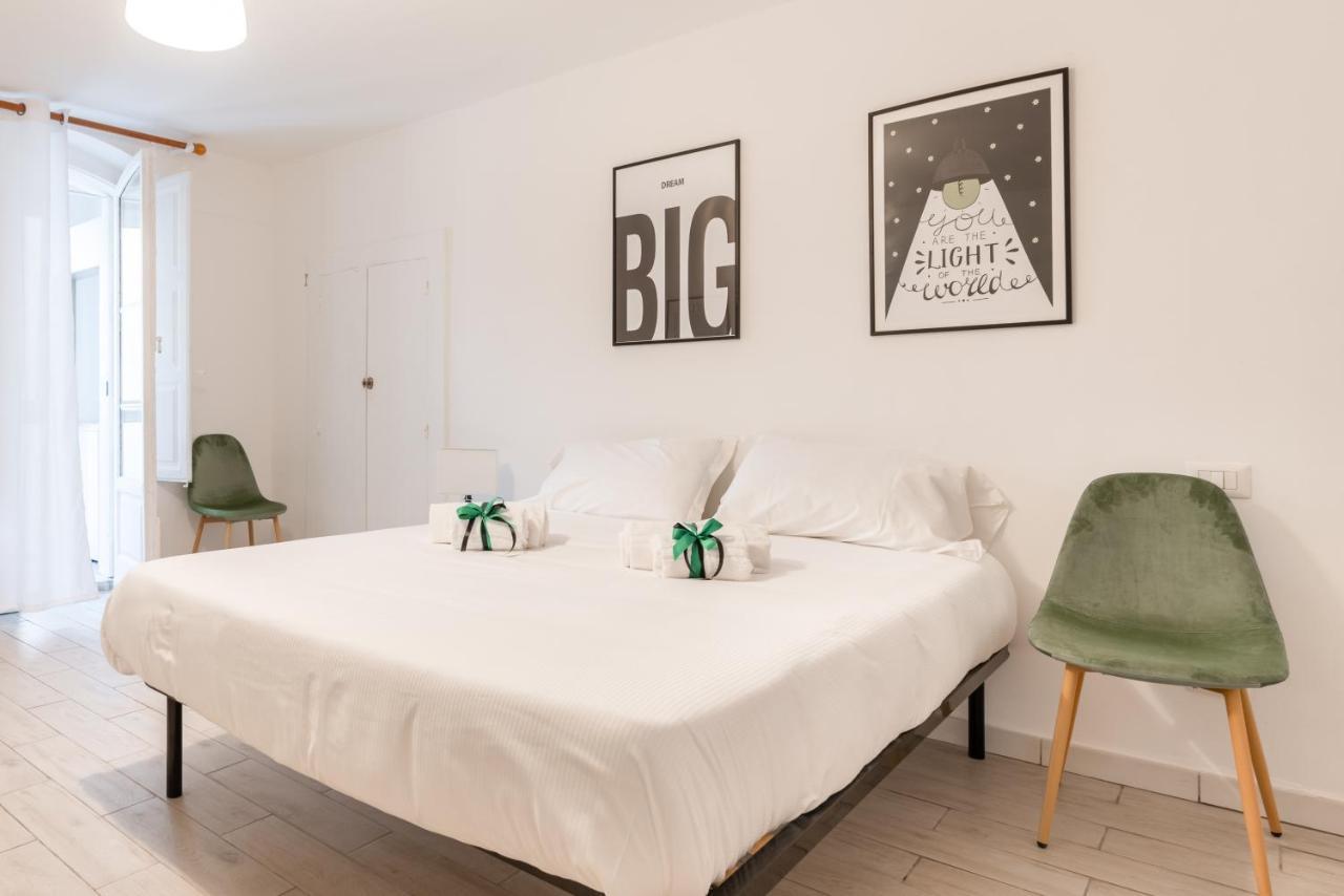 Functional & Central Flat With Netflix Bari Eksteriør billede